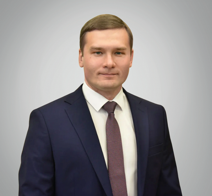  Глава Республики Хакасия Валентин Коновалов поздравил бизнес-сообщество региона с профессиональным праздником